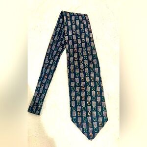 Robert Talbott Studio Britches Tie Hand Sewn Finest Silk Circle Swirls